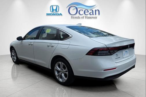 Platinum White Pearl 2023 Honda Accord LX 1.5T