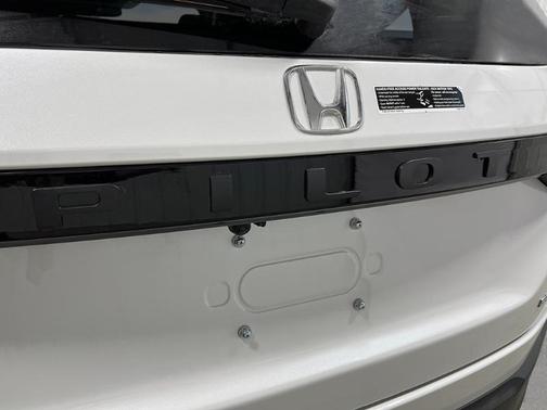 2025 Honda Pilot Elite