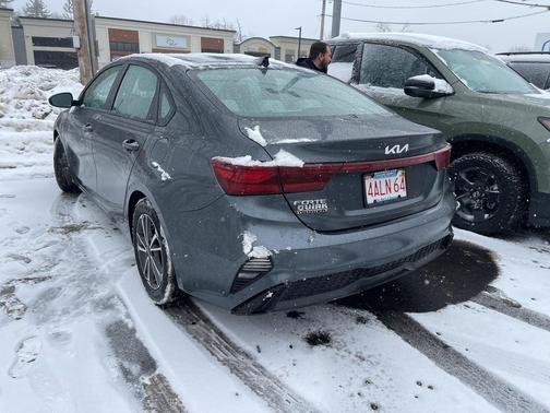 2022 Kia Forte LXS