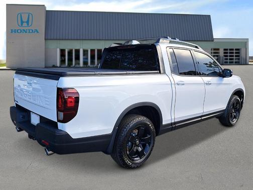 2026 Honda Ridgeline Black