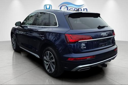 2022 Audi Q5 45 S line Premium Plus