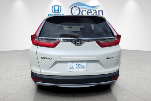 White Diamond Pearl 2017 Honda CR-V EX