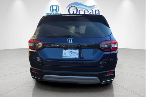 2025 Honda Pilot Elite