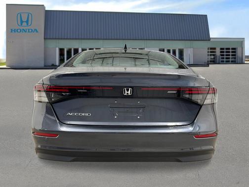 Meteorite Gray Metallic 2026 Honda Accord SE