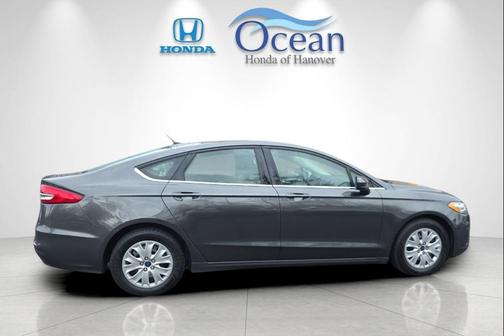 2019 Ford Fusion S