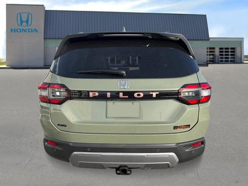 2026 Honda Pilot TrailSport