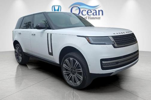 Ostuni Pearl White Premium Metallic 2025 Land Rover Range Rover P530 SE
