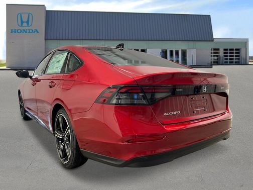 Radiant Red Metallic 2026 Honda Accord SE