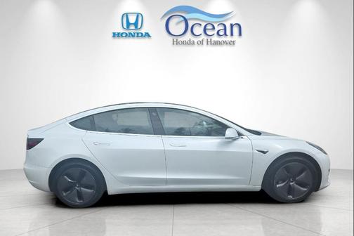 Pearl White Multi-Coat 2020 Tesla Model 3 Long Range