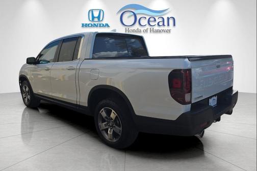 Platinum White Pearl 2024 Honda Ridgeline RTL