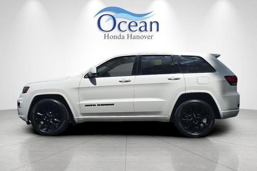 2017 Jeep Grand Cherokee Altitude