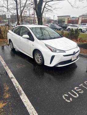 2021 Toyota Prius LE