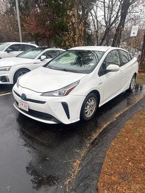 2021 Toyota Prius LE