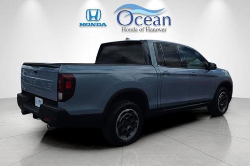 Sonic Gray Pearl 2024 Honda Ridgeline Sport
