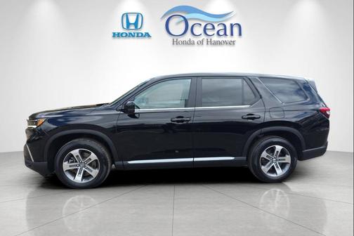 Crystal Black Pearl 2025 Honda Pilot EX-L