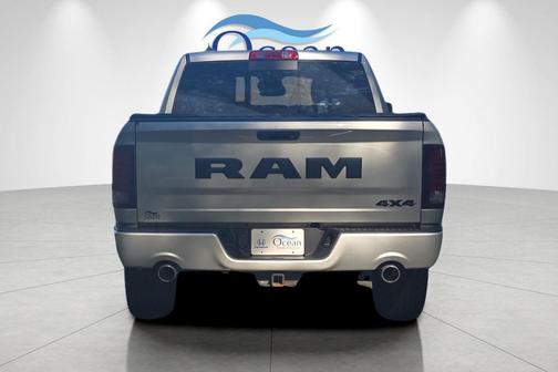 2018 RAM 1500 Night Crew Cab 4x4 5'7' Box