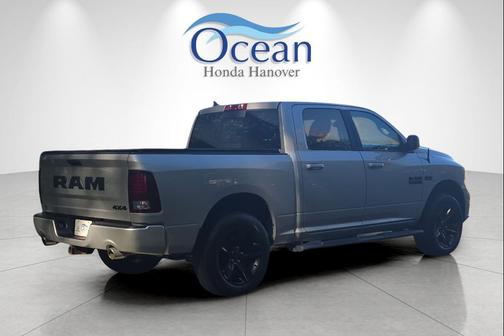 2018 RAM 1500 Night Crew Cab 4x4 5'7' Box