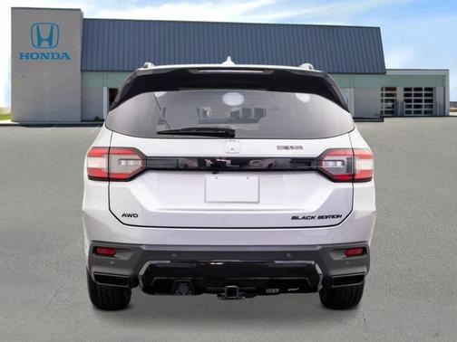 2026 Honda Pilot Black Edition