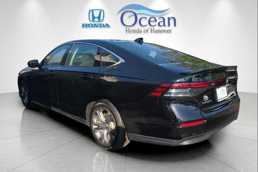 Crystal Black Pearl 2024 Honda Accord EX
