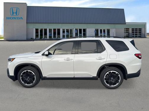 2026 Honda Pilot Touring 8-Passenger