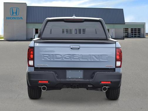 Sonic Gray Pearl 2026 Honda Ridgeline Sport