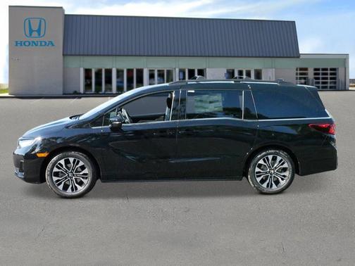 Crystal Black Pearl 2026 Honda Odyssey Elite