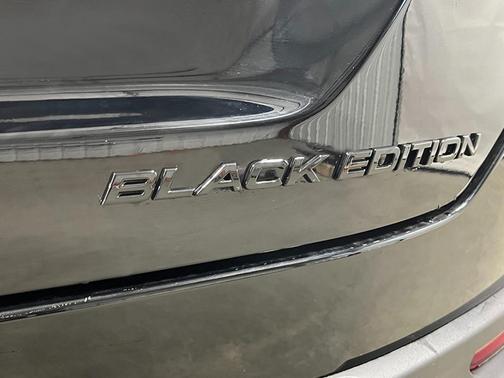 Crystal Black Pearl 2026 Honda Pilot Black Edition
