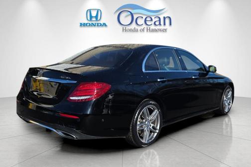 2017 Mercedes-Benz E-Class 4MATIC