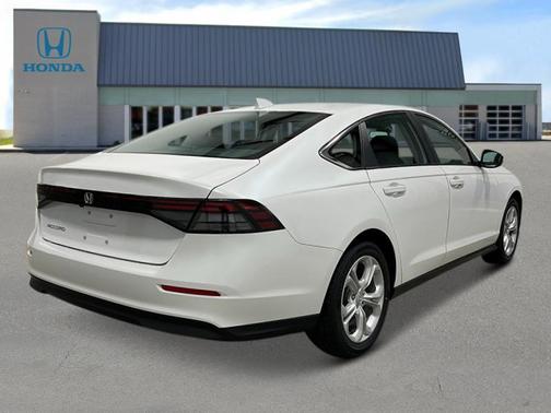 2025 Honda Accord LX 1.5T