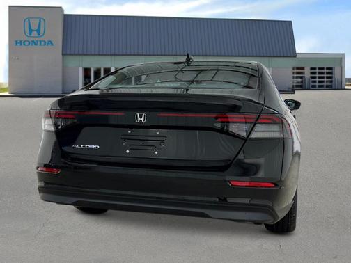 2025 Honda Accord LX 1.5T