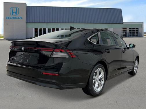 2025 Honda Accord LX 1.5T