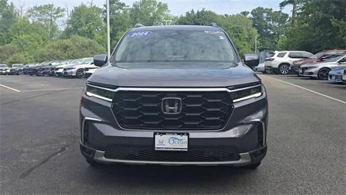 2024 Honda Pilot Touring 8-Passenger