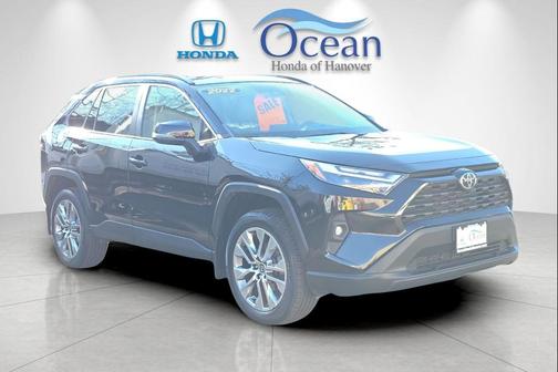 2022 Toyota RAV4 XLE Premium