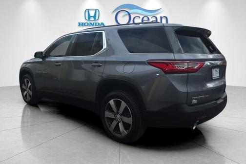 Satin Steel Metallic 2019 Chevrolet Traverse LT Leather