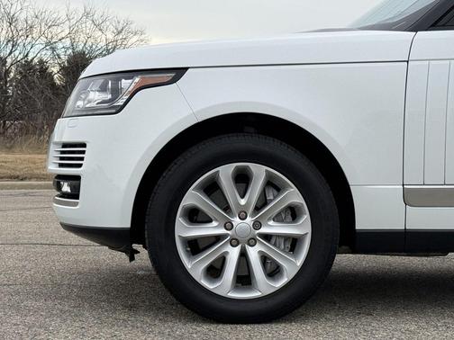 Fuji White 2016 Land Rover Range Rover 3.0L Supercharged HSE