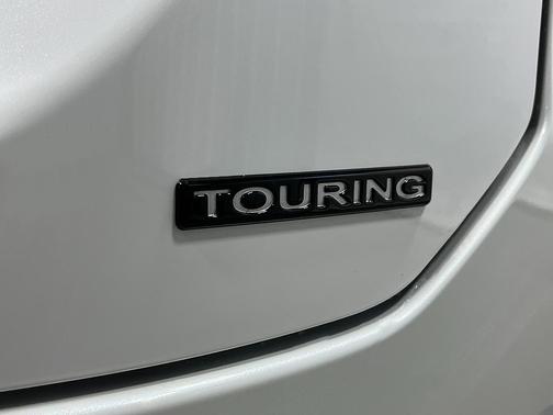 2026 Honda Pilot Touring 8-Passenger