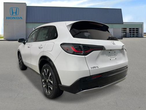 Platinum White Pearl 2027 Honda HR-V EX-L