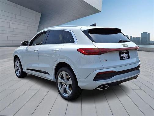 2025 Audi Q5 Premium Plus