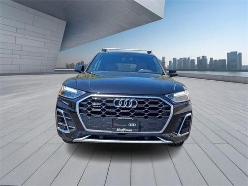 2022 Audi Q5 45 S line Premium