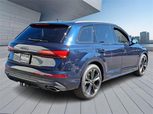 2026 Audi Q7 55 Premium Plus