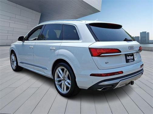 2025 Audi Q7 55 Premium Plus