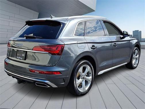 2023 Audi Q5 45 S line Premium Plus