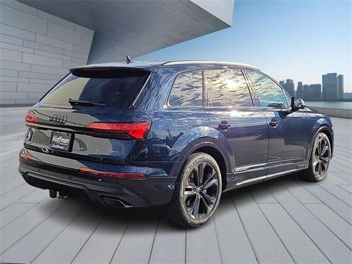 2026 Audi Q7 55 Premium Plus