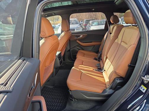 2026 Audi Q7 55 Premium Plus