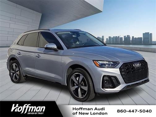 2023 Audi Q5 45 S line Premium Plus