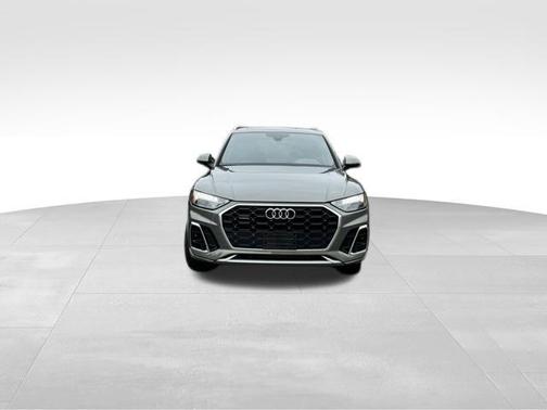 2023 Audi Q5 45 S line Premium
