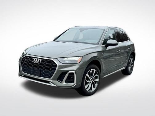 2023 Audi Q5 45 S line Premium