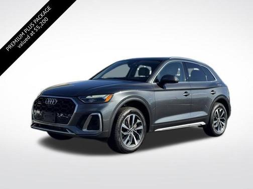 Daytona Gray Pearl Effect 2023 Audi Q5 45 S line Premium Plus