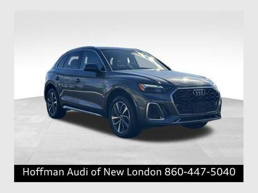 Daytona Gray Pearl Effect 2023 Audi Q5 45 S line Premium Plus