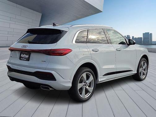 2025 Audi Q5 Premium Plus TFSI quattro S tronic